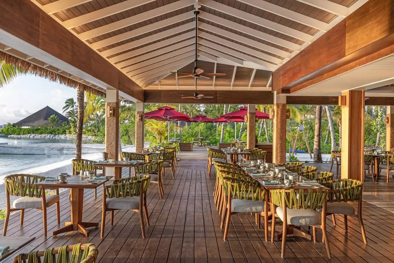 Experience Veraclub dusitD2 Feydhoo Maldives
