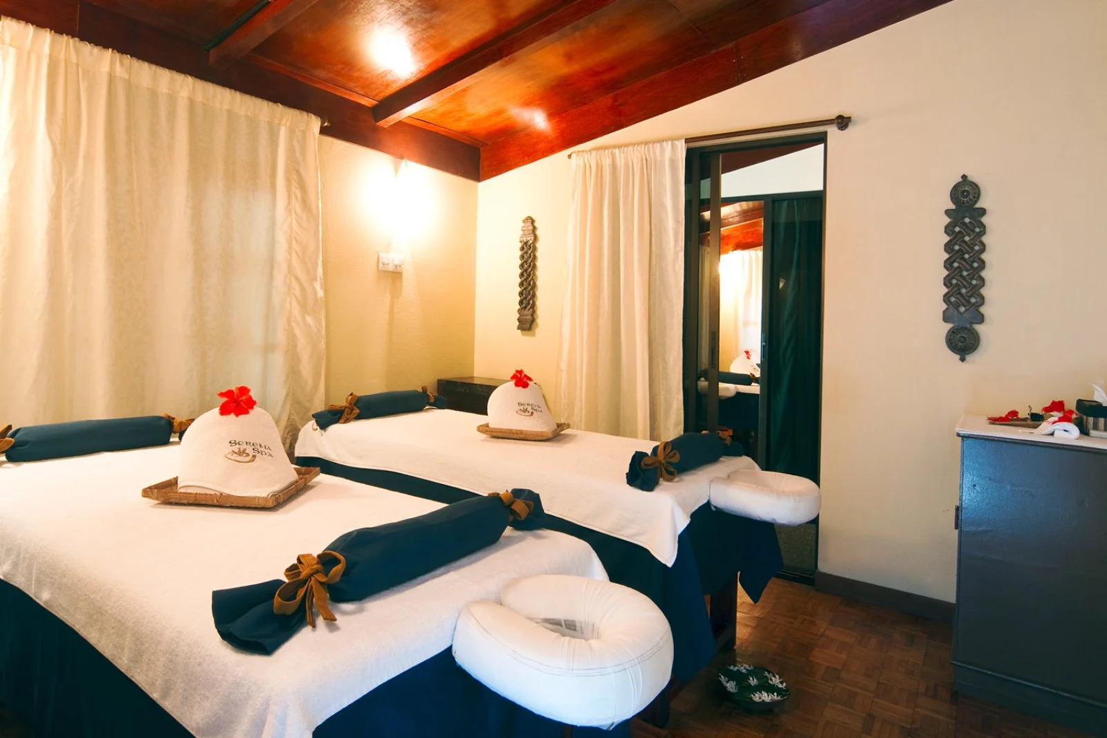 Embudu Village Island Resort