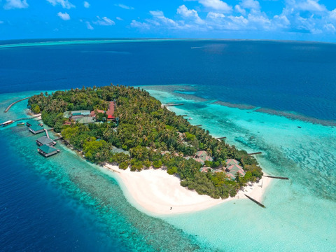 Embudu Village Island Resort